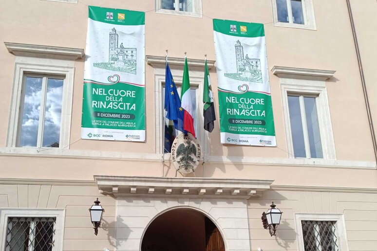 -     RIPRODUZIONE RISERVATA