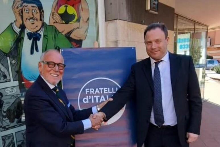 - RIPRODUZIONE RISERVATA