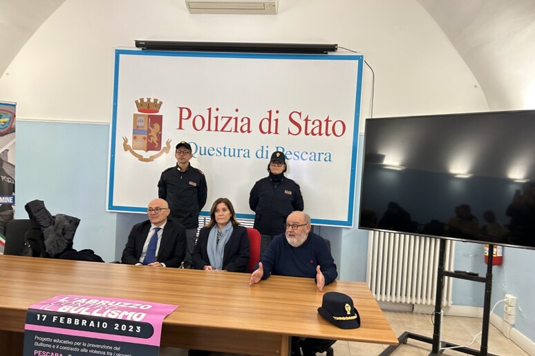 - RIPRODUZIONE RISERVATA