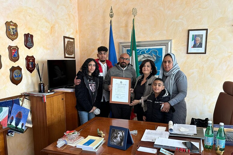 - RIPRODUZIONE RISERVATA