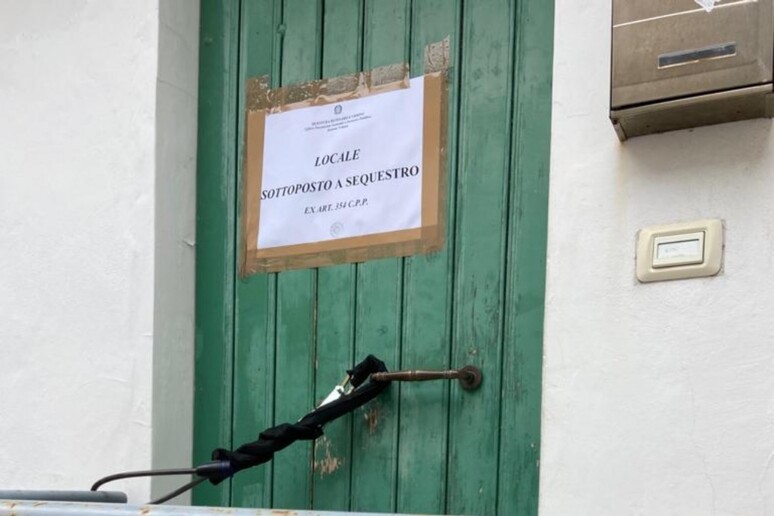 - RIPRODUZIONE RISERVATA