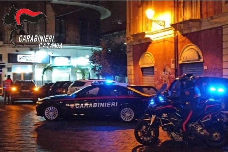 - RIPRODUZIONE RISERVATA