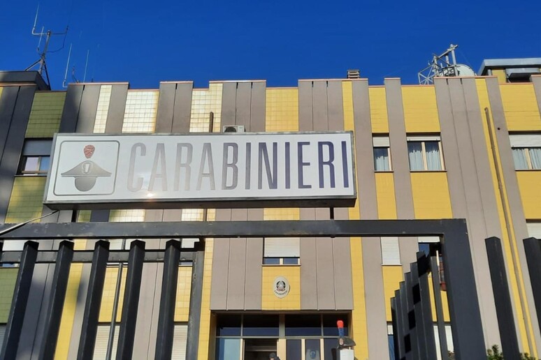 - RIPRODUZIONE RISERVATA