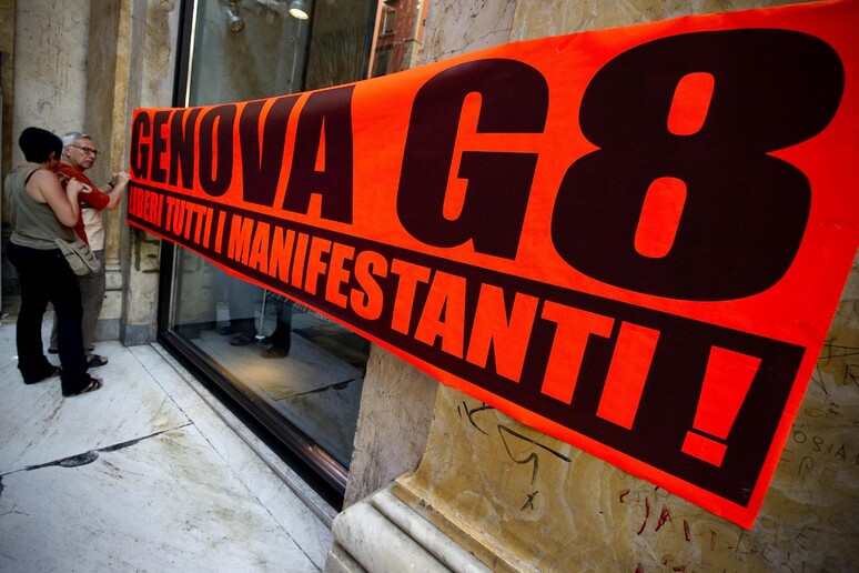 - RIPRODUZIONE RISERVATA