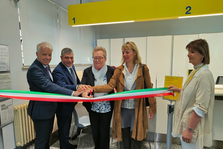 - RIPRODUZIONE RISERVATA