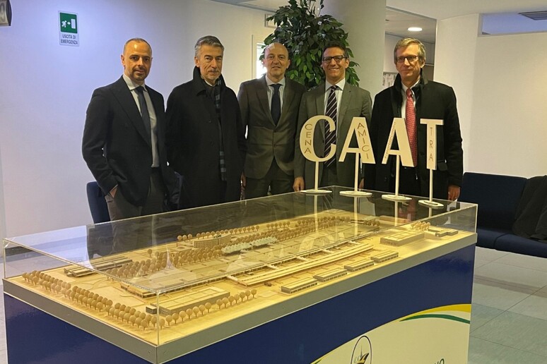 - RIPRODUZIONE RISERVATA