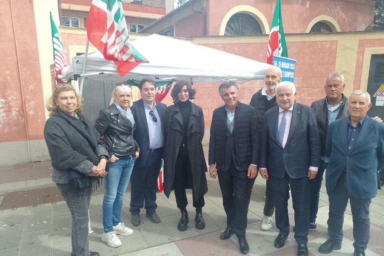 - RIPRODUZIONE RISERVATA