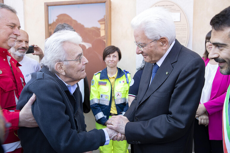 Mattarella a Lugo,  'il Teatro ritorner� come prima ' -     RIPRODUZIONE RISERVATA