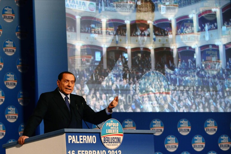 - RIPRODUZIONE RISERVATA