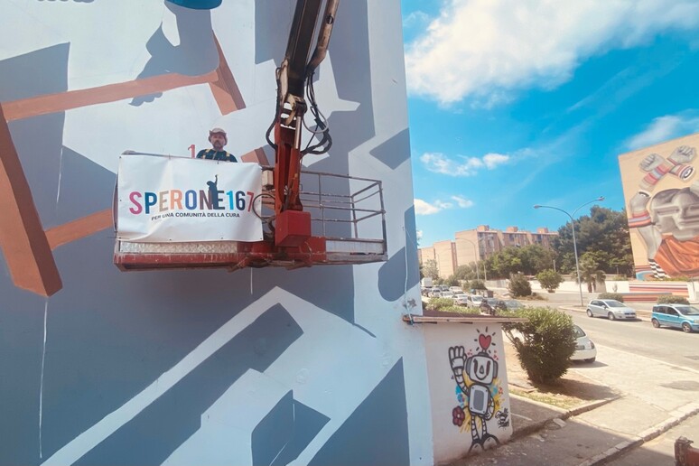 - RIPRODUZIONE RISERVATA