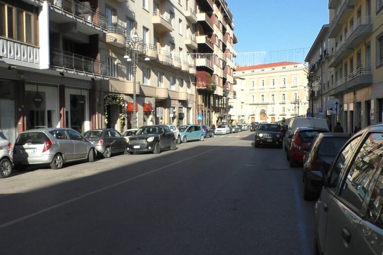 - RIPRODUZIONE RISERVATA