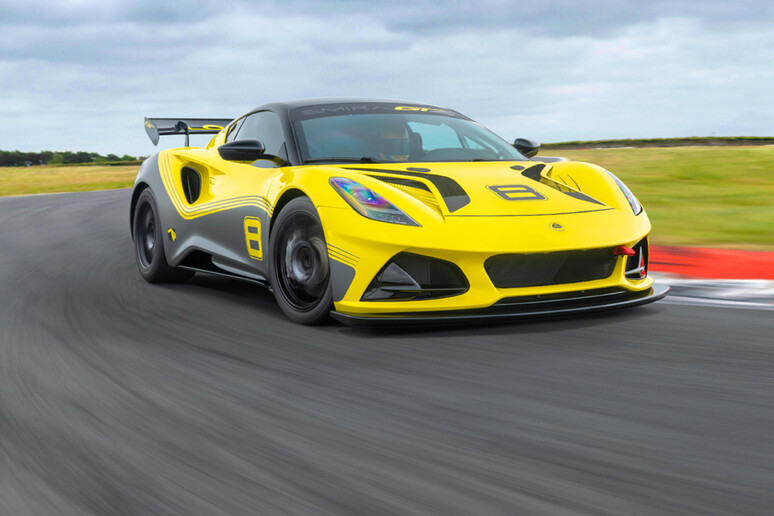 Lotus Emira GT4, sviluppata per far vincere i clienti piloti © ANSA/Lotus