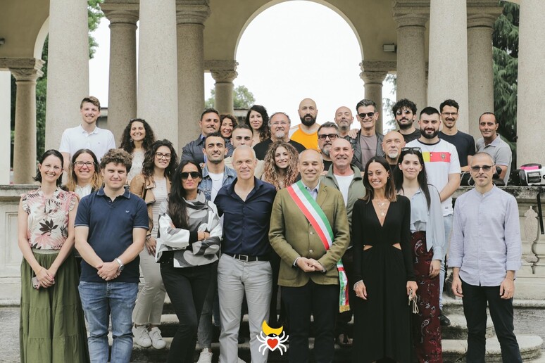 - RIPRODUZIONE RISERVATA