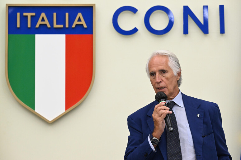 - RIPRODUZIONE RISERVATA