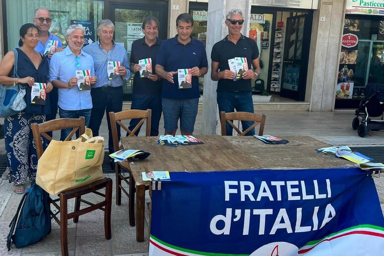 - RIPRODUZIONE RISERVATA