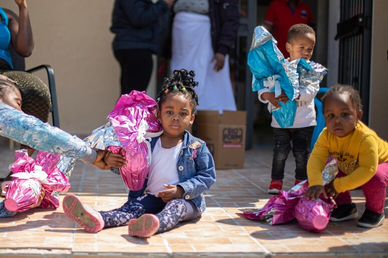 Unicef, 11.600 minori soli arrivati in Italia, + 60% - RIPRODUZIONE RISERVATA