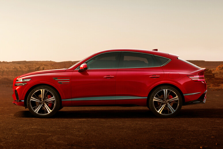 La coreana Genesis ha lanciato i nuovi suv Gv80 e Gv80 Coupé - RIPRODUZIONE RISERVATA