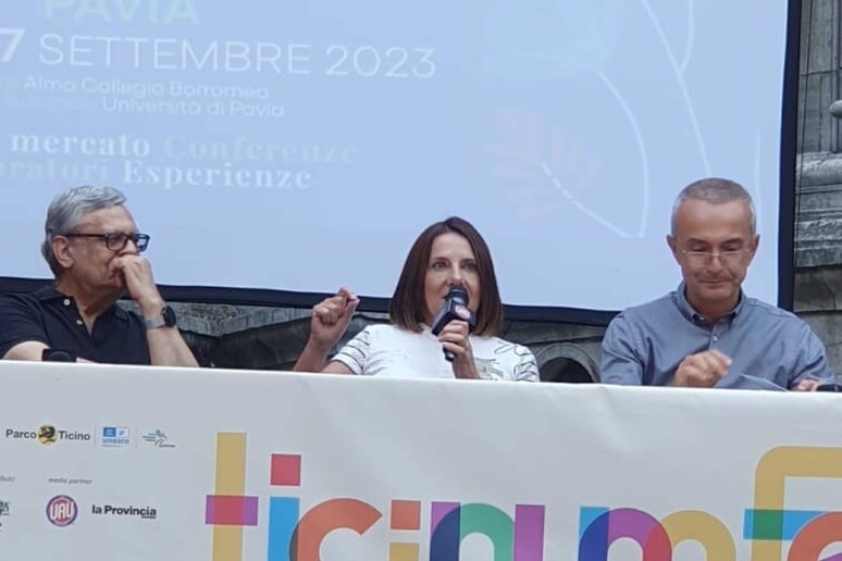 - RIPRODUZIONE RISERVATA
