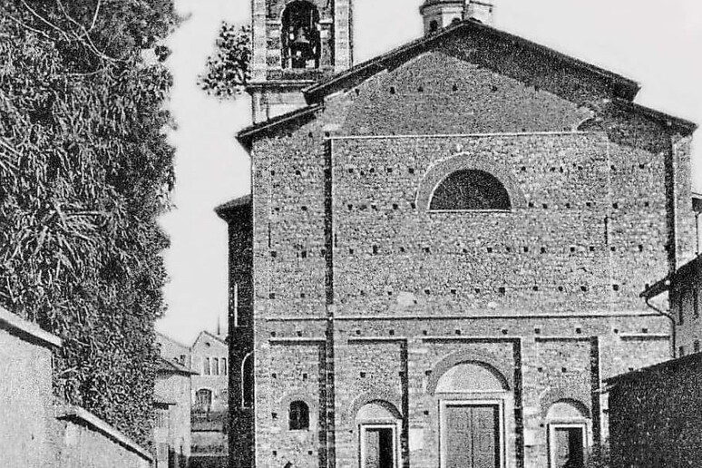 -     RIPRODUZIONE RISERVATA