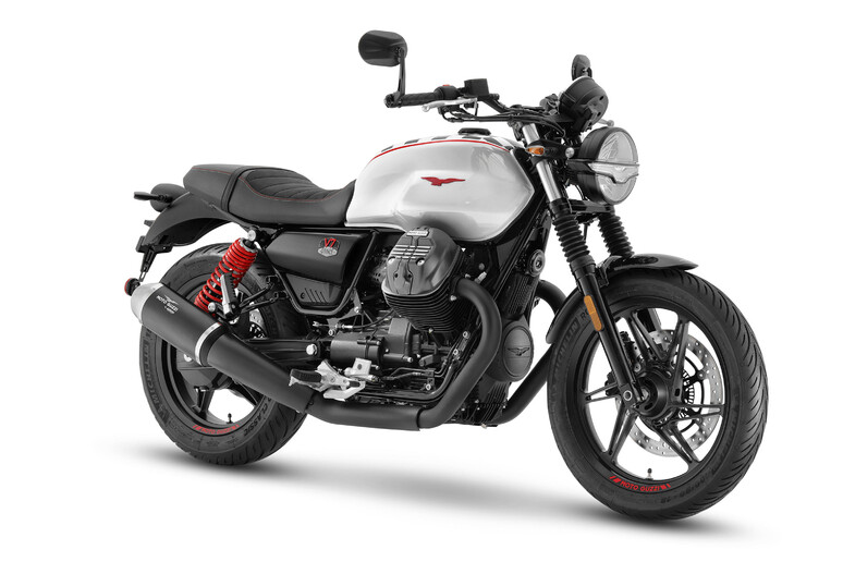 Moto Guzzi V7 Stone Ten è tributo a passione guzzista © ANSA/Web