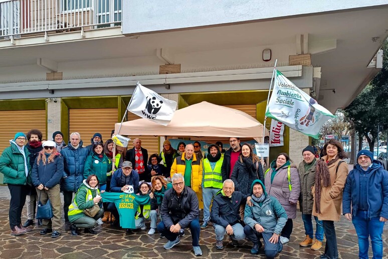 -     RIPRODUZIONE RISERVATA