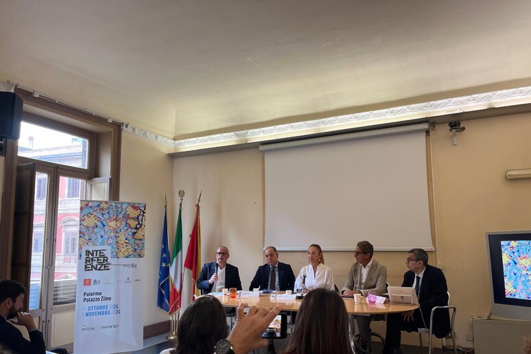 - RIPRODUZIONE RISERVATA