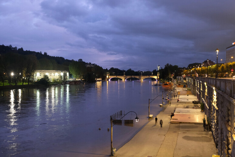 I Murazzi del Po a Torino - RIPRODUZIONE RISERVATA