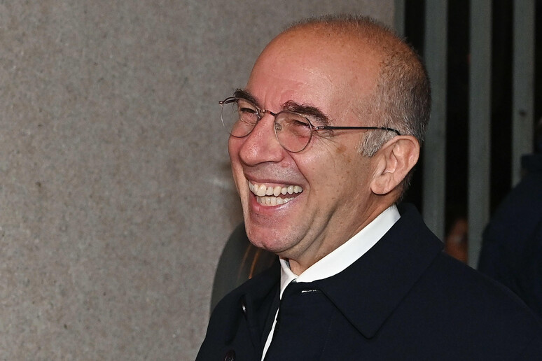 - RIPRODUZIONE RISERVATA