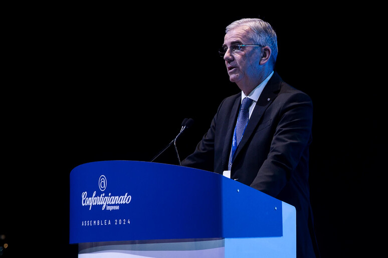 - RIPRODUZIONE RISERVATA