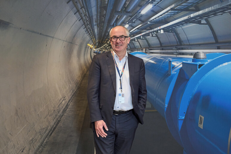 Il fisico Mark Thomson designato direttore generale del Cern, sarà in carica del 2026 (fonte: CERN) - RIPRODUZIONE RISERVATA