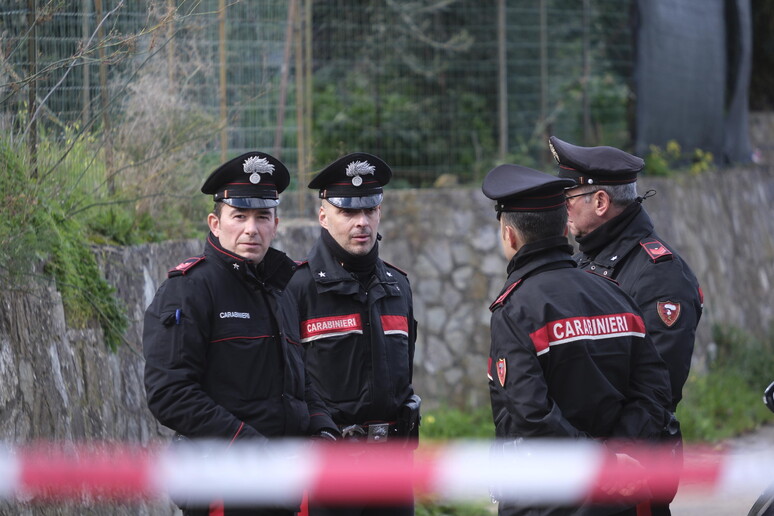 - RIPRODUZIONE RISERVATA
