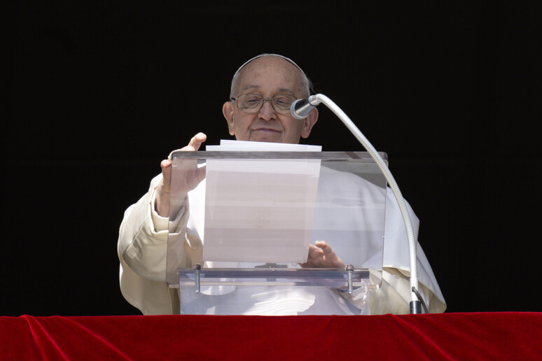 -     RIPRODUZIONE RISERVATA