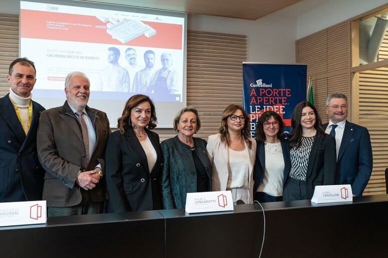 -     RIPRODUZIONE RISERVATA