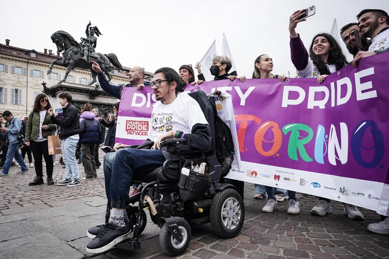 - RIPRODUZIONE RISERVATA