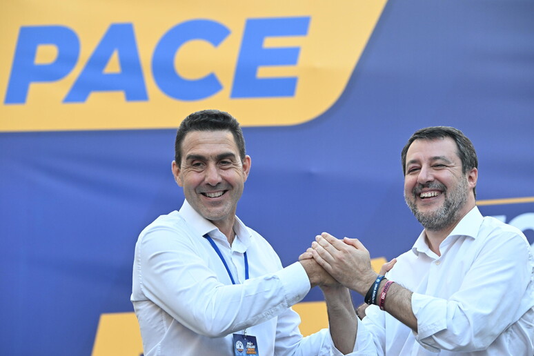 - RIPRODUZIONE RISERVATA