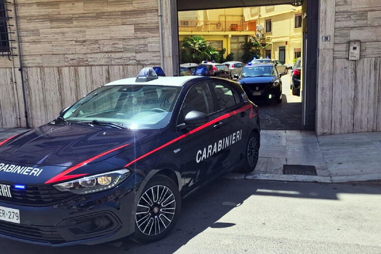 - RIPRODUZIONE RISERVATA