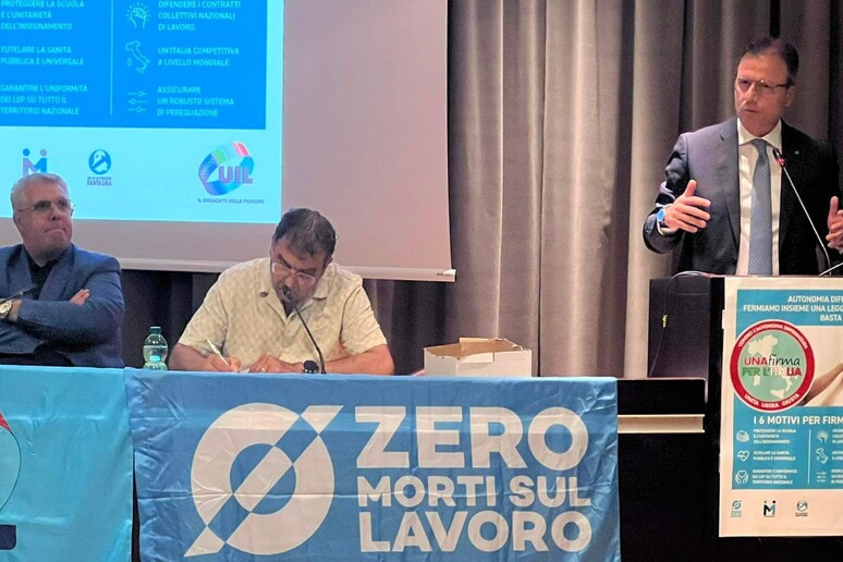 - RIPRODUZIONE RISERVATA