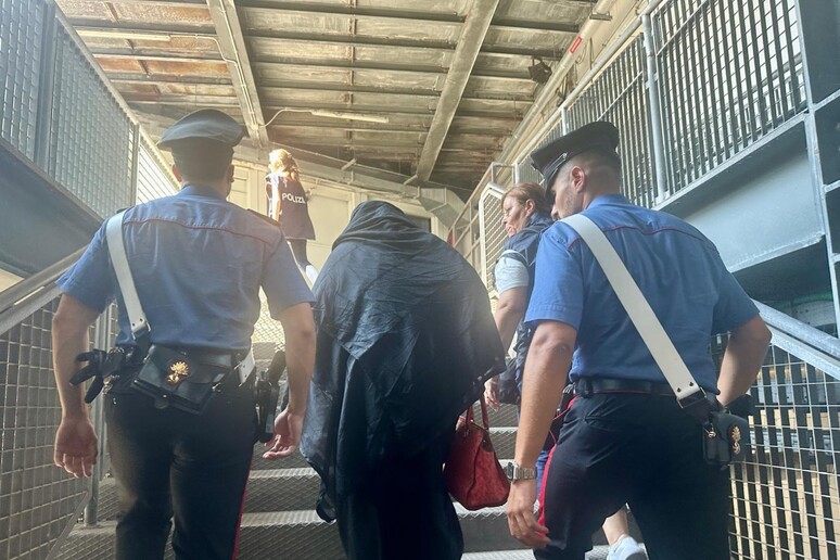 - RIPRODUZIONE RISERVATA