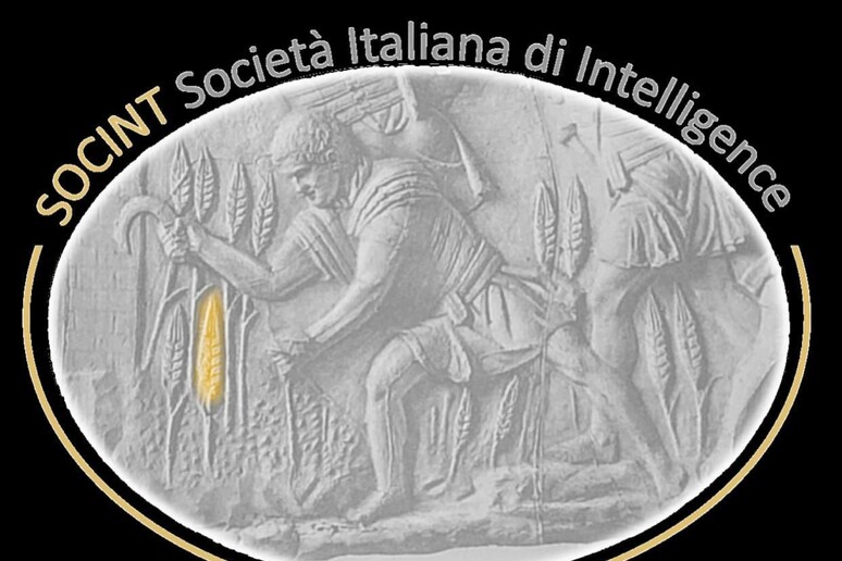 - RIPRODUZIONE RISERVATA