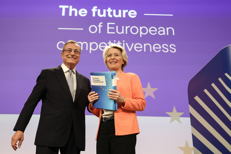 Draghi rilancia la decarbonizzazione,  'allineare le politiche climatiche ' - RIPRODUZIONE RISERVATA