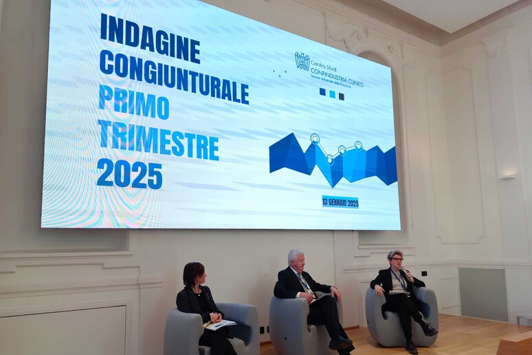 - RIPRODUZIONE RISERVATA