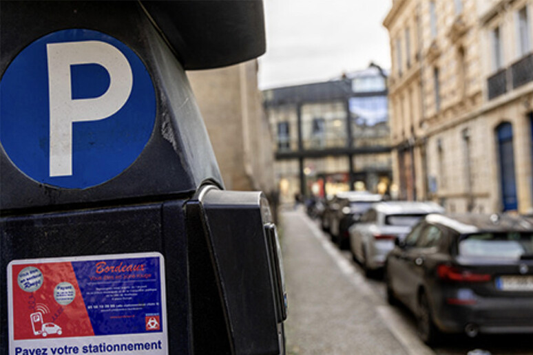 Bordeaux aumenta costo della sosta per i veicoli più pesanti © ANSA/Ville Bordeaux