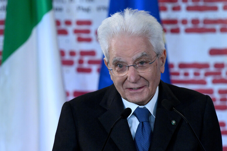 Mattarella, tempi violenti, rinnovare il patto tra i popoli - ALL RIGHTS RESERVED