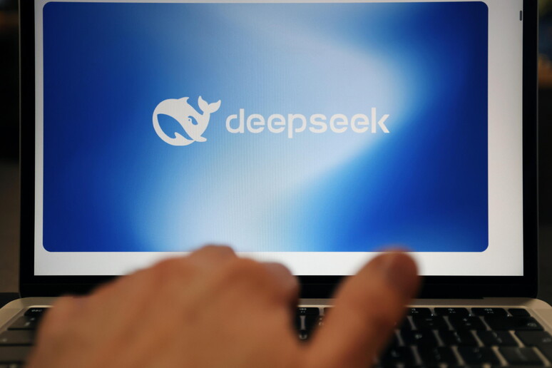 Ue: "Integrazione di modelli Deepseek può finire nel mirino del Dsa" © ANSA/EPA