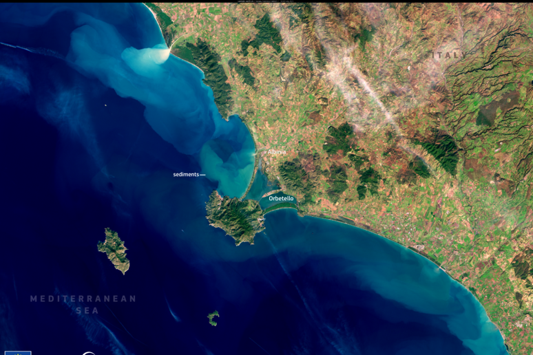 Le&nbsp;grandi quantità di sedimenti trasportati dai fiumi nel Mar Mediterraneo (fonte:&nbsp;European Union, Copernicus Sentinel-2 imagery) - RIPRODUZIONE RISERVATA