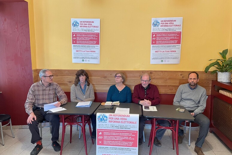 - RIPRODUZIONE RISERVATA