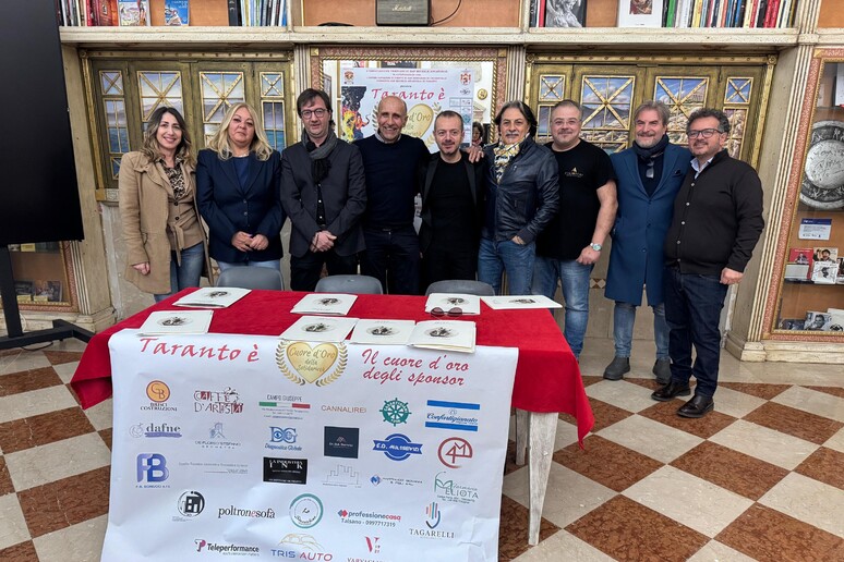 - RIPRODUZIONE RISERVATA