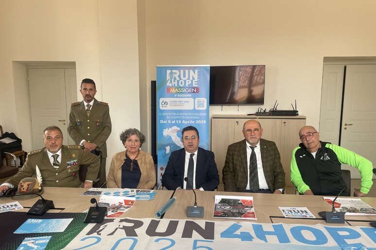 - RIPRODUZIONE RISERVATA