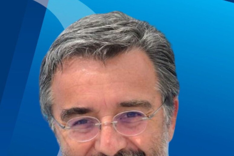 - RIPRODUZIONE RISERVATA