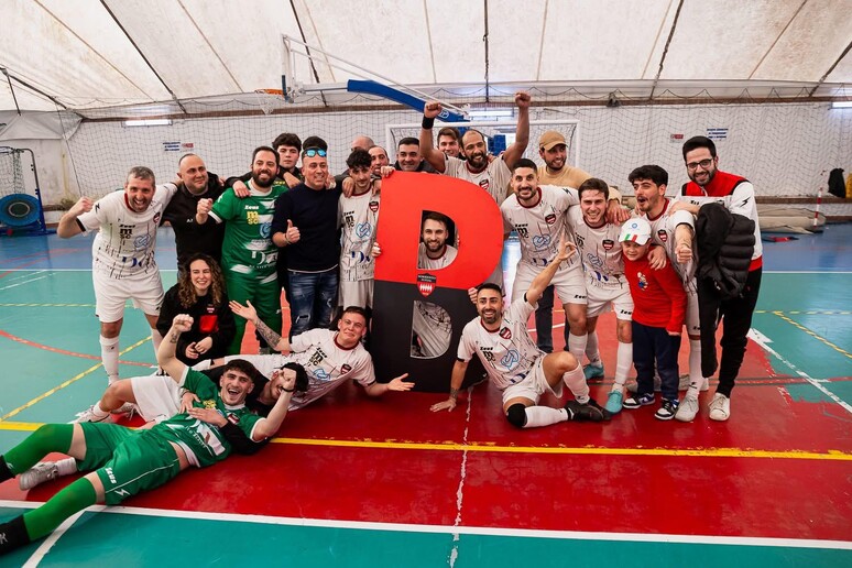 Il Sorrento Futsal neo promosso in serie B - RIPRODUZIONE RISERVATA